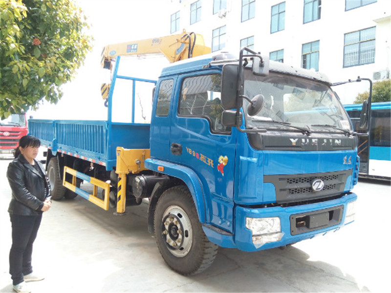 躍進【5噸】隨車吊