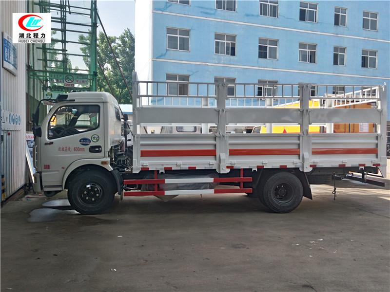 東風(fēng)多利卡5.1米氣瓶運(yùn)輸車【二類】