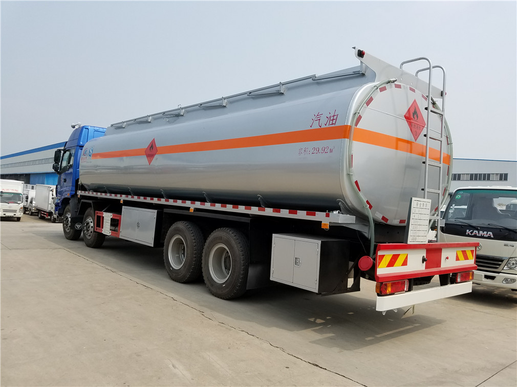 福田歐曼前四后八【25立方】運油車