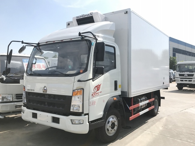 (廂長4.0米)重汽豪沃冷藏車