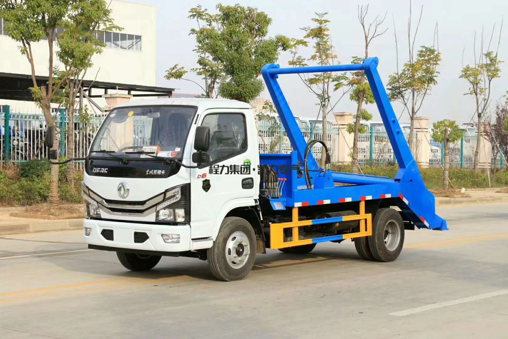 國六【6方】東風D6多利卡 擺臂垃圾車