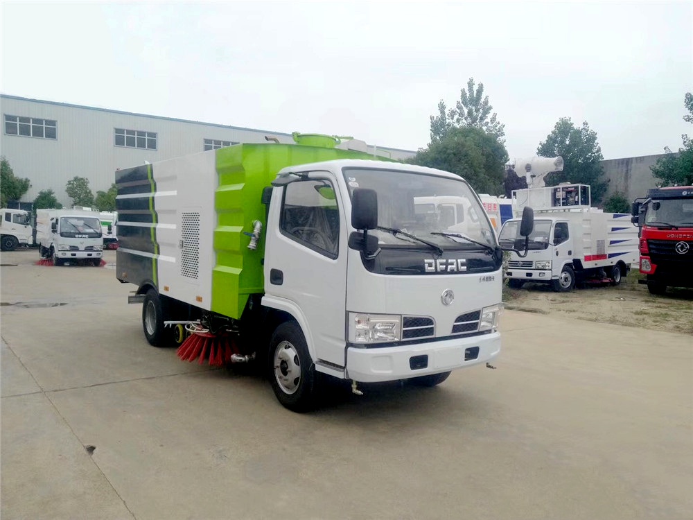 不上牌【3方水 2.5方塵】東風D6 洗掃車