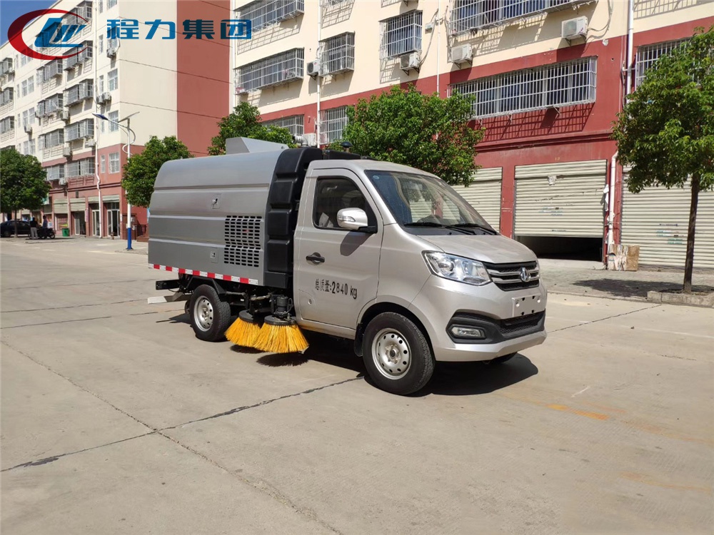 國六【0.5方水 1.5方塵】長安 掃路車