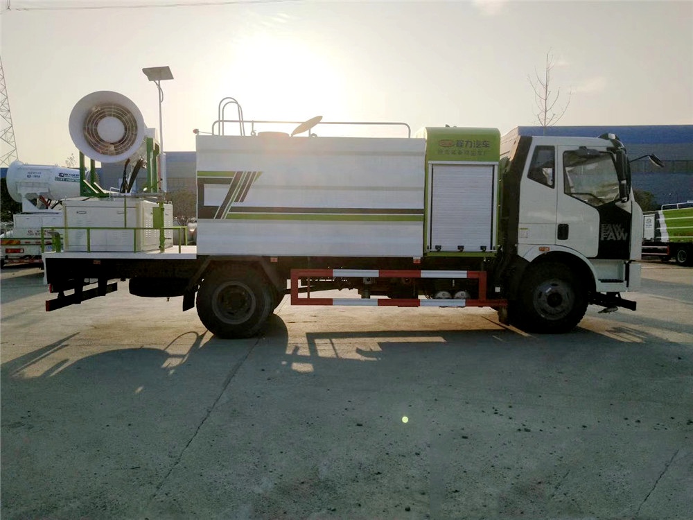 國六【12方】解放J6L 抑塵車#50-100米